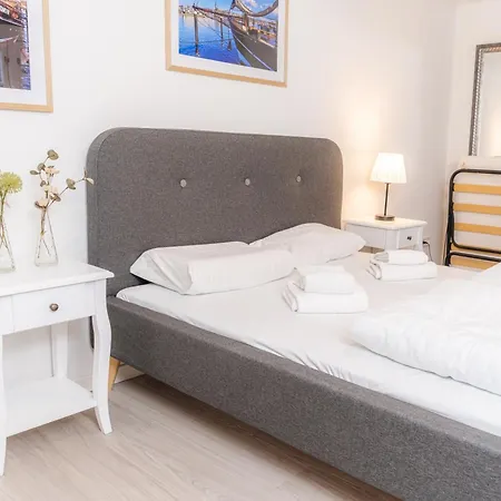 Apartment Fewo1846 - Zeppelin Koje - Zentral Gelegene Altbauwohnung Mit 2 Schlafzimmern Im 1 Og Flensburg