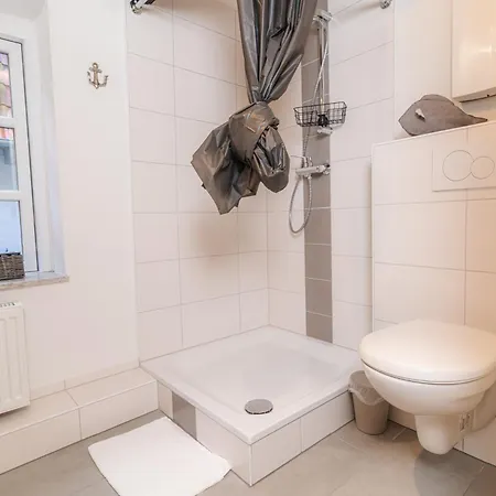 Apartamento Fewo1846 - Zeppelin Koje - Zentral Gelegene Altbauwohnung Mit 2 Schlafzimmern Im 1 Og *